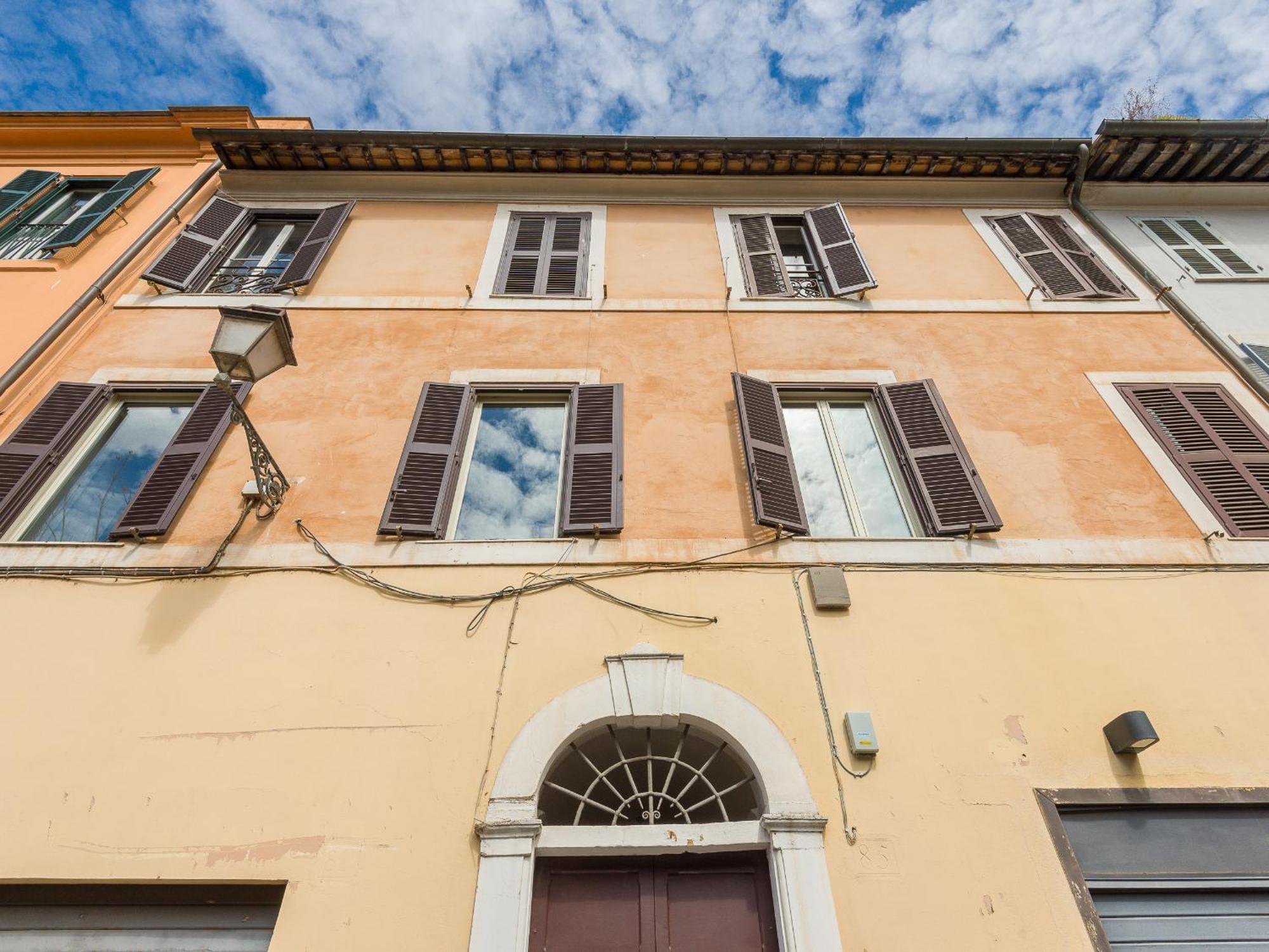 Sales In Trastevere *