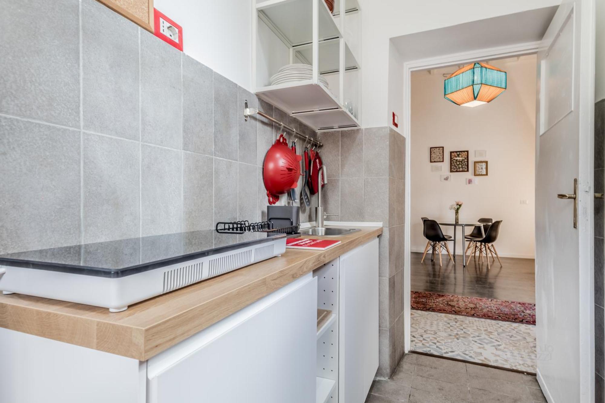 Sales In Trastevere Apartment