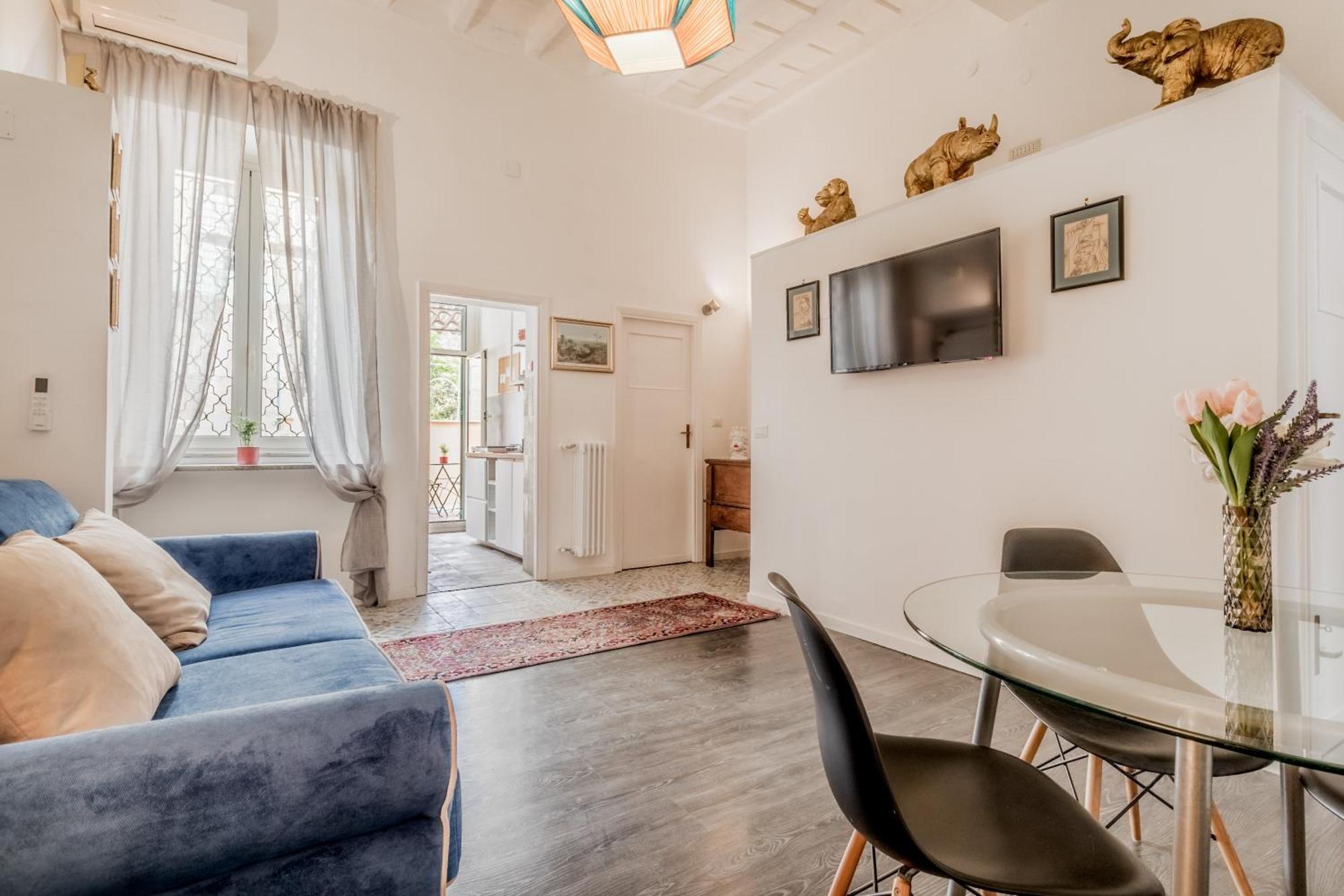 Sales In Trastevere Apartment *