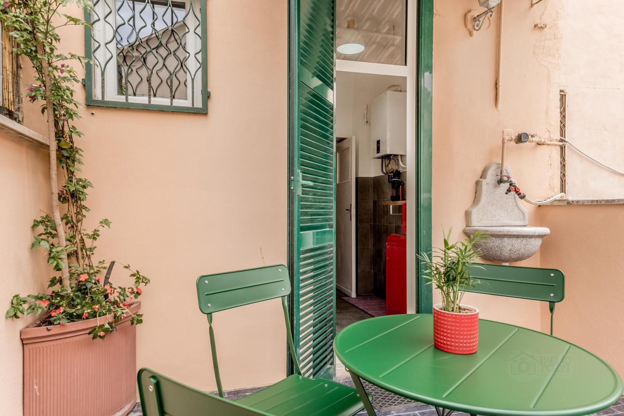 Sales In Trastevere Apartment Rom